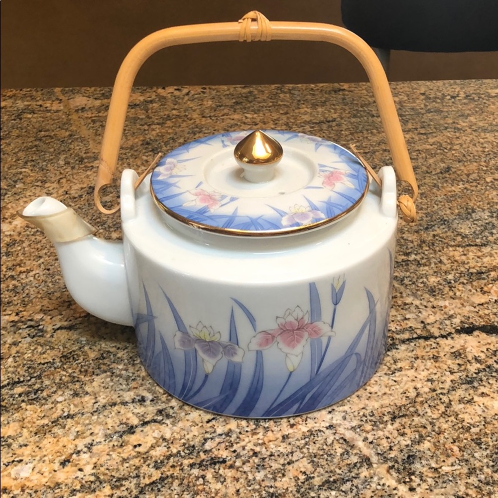 Japanese Tea Set - Picture 4 of 6